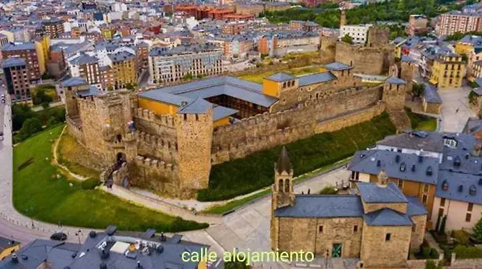 Xoxo - Arco Apartman